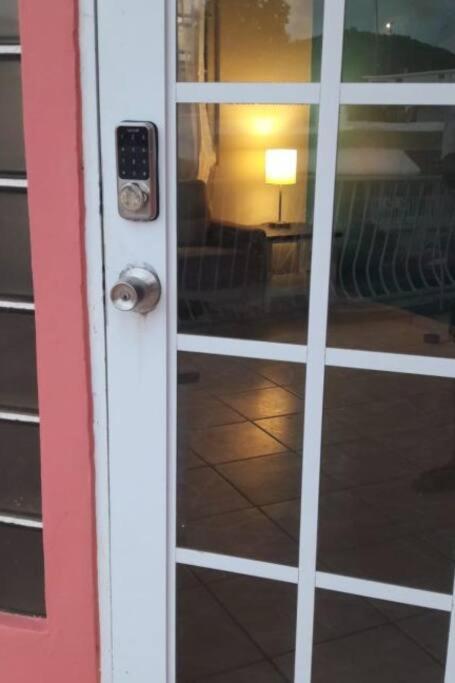 Cozy Cute Home 2Nd Floor Pay At The Property And We Have Many Method Of Payments Just Ask Us Fajardo Extérieur photo