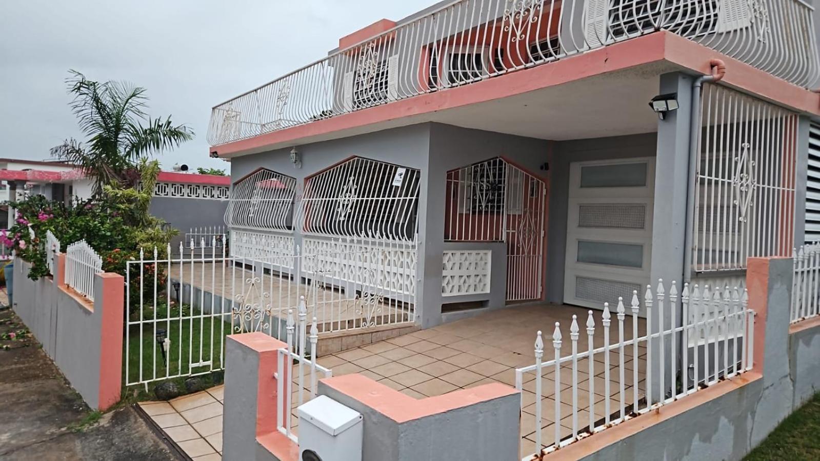 Cozy Cute Home 2Nd Floor Pay At The Property And We Have Many Method Of Payments Just Ask Us Fajardo Extérieur photo